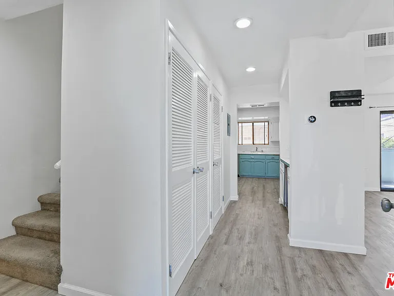 11064 La Grange Ave #4 — Photo 10