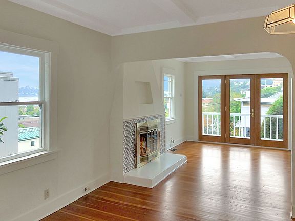 5th image of 428 Napa St
