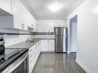 Glencrest Terrace Apartments, Burlington, ON L7N 2H4