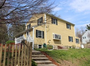 17 East St, Middleton, MA 01949