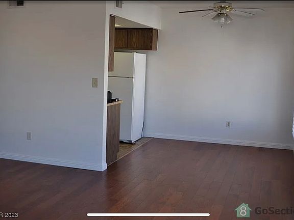 4th image of 4419 Spencer St