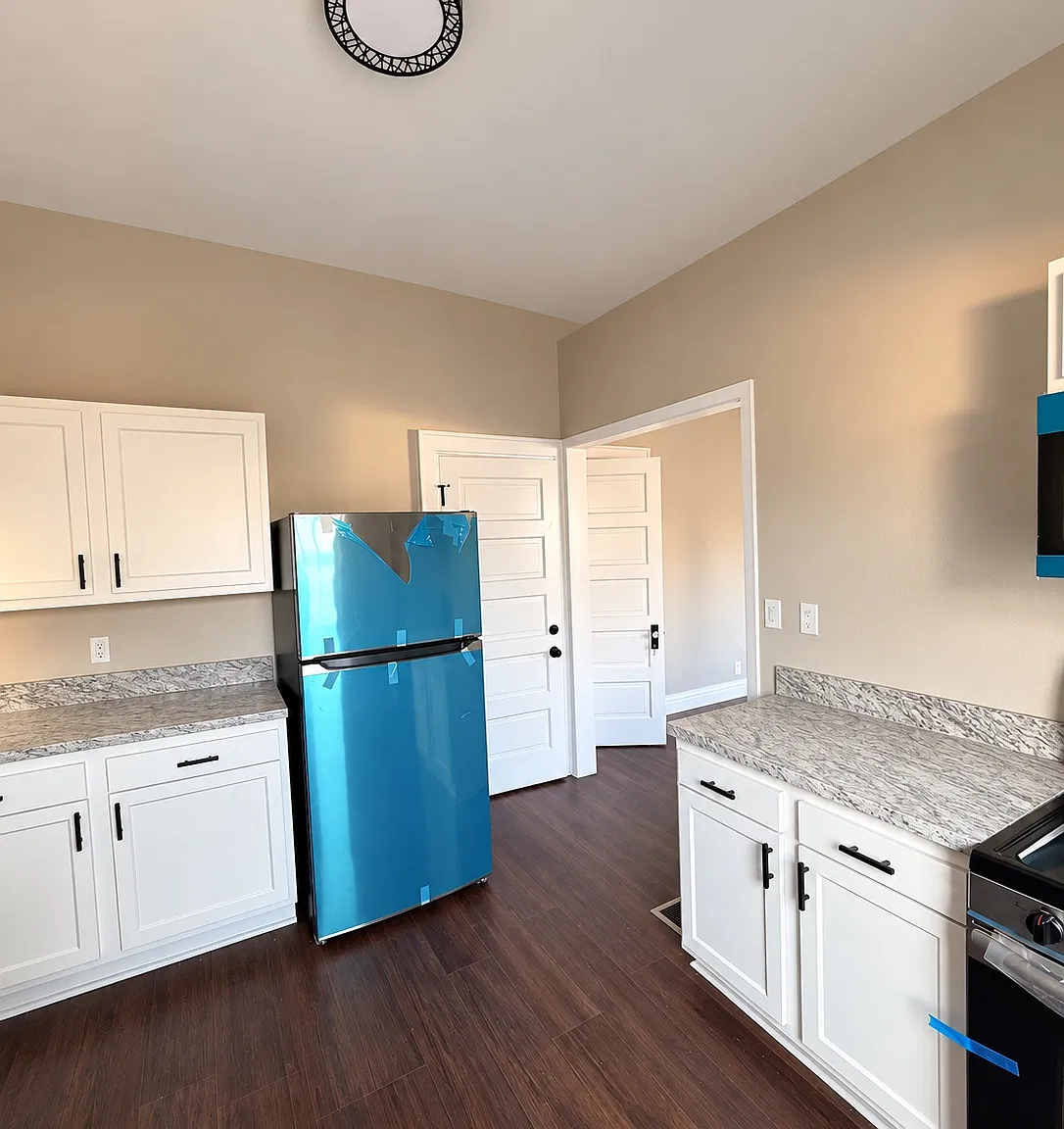 531 Broadway St — Photo 3
