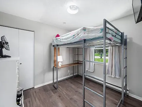 568 Wagon Wheel Ln — Photo 10