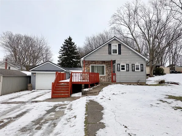 208 S Lake St, North East, PA 16428