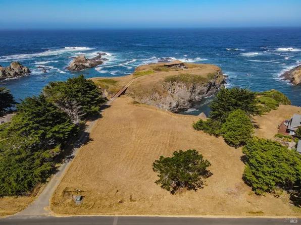 45551 S Caspar Drive, Mendocino, CA 95460