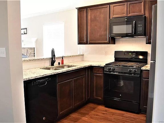 3rd image of 3787 Pickering Pass Dr