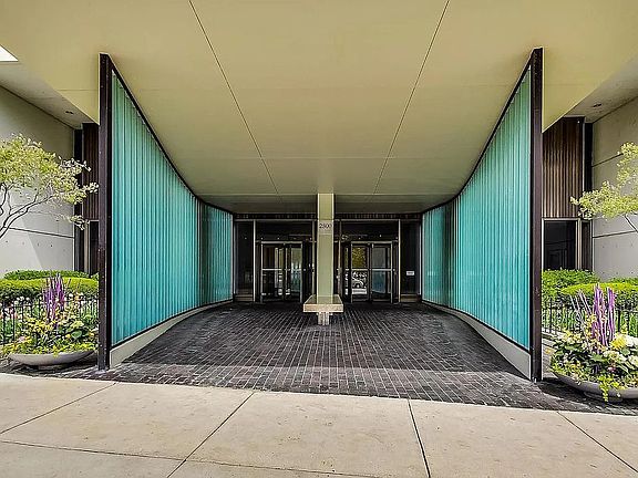 5th image of 2800 N Lake Shore Dr APT 3506