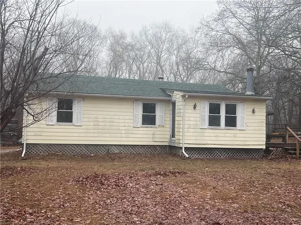 175 Evans Rd, Glocester, RI 02814