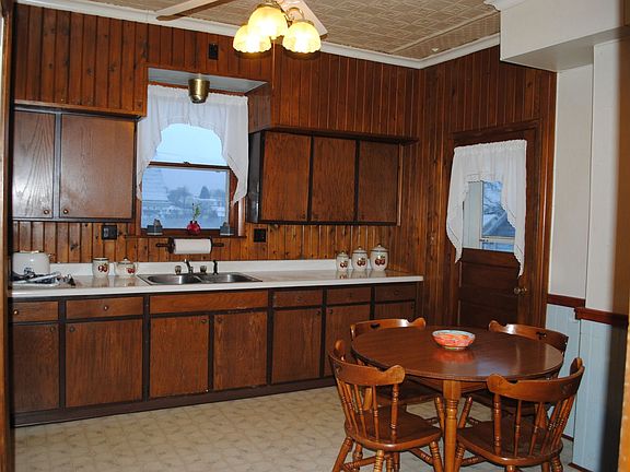 3rd image of 1365 Loras Blvd