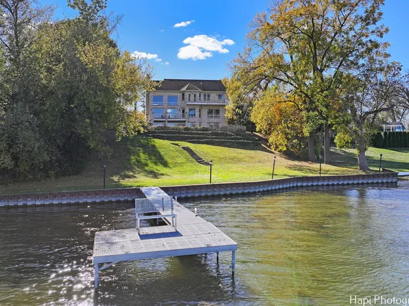 28944 W Manitoba Trl, McHenry, IL 60051