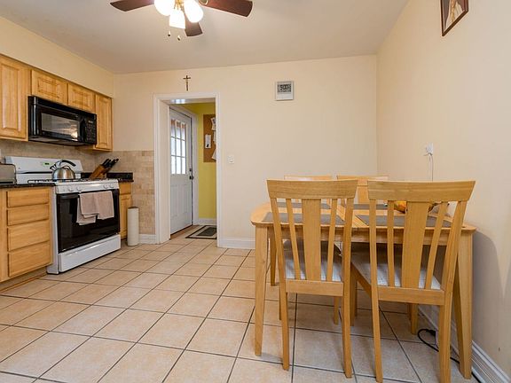 5th image of 4310 N Meade Ave #1