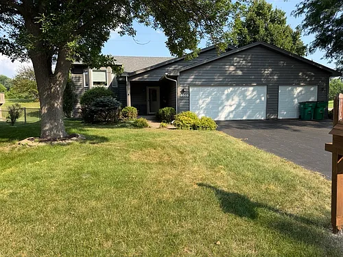 9502 Teakwood Ln N Photo 1