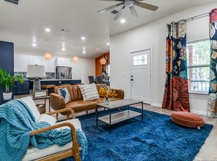 628 Essex St, San Antonio, TX 78210