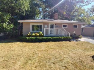 7158 Woodlea Rd, Oscoda, MI 48750