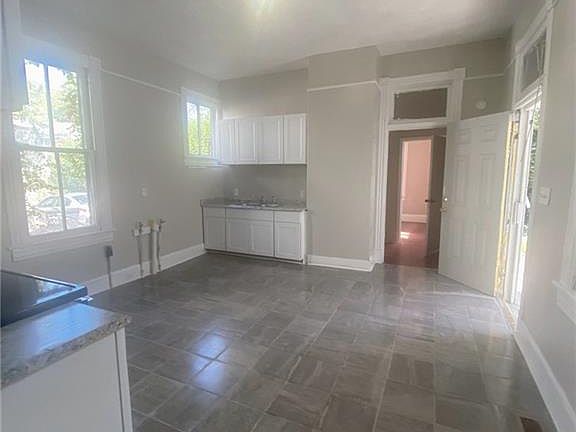 4th image of 269 Elm Ave APT A