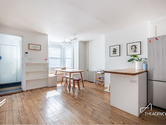 5th image of 66 1/2 Newell St #12