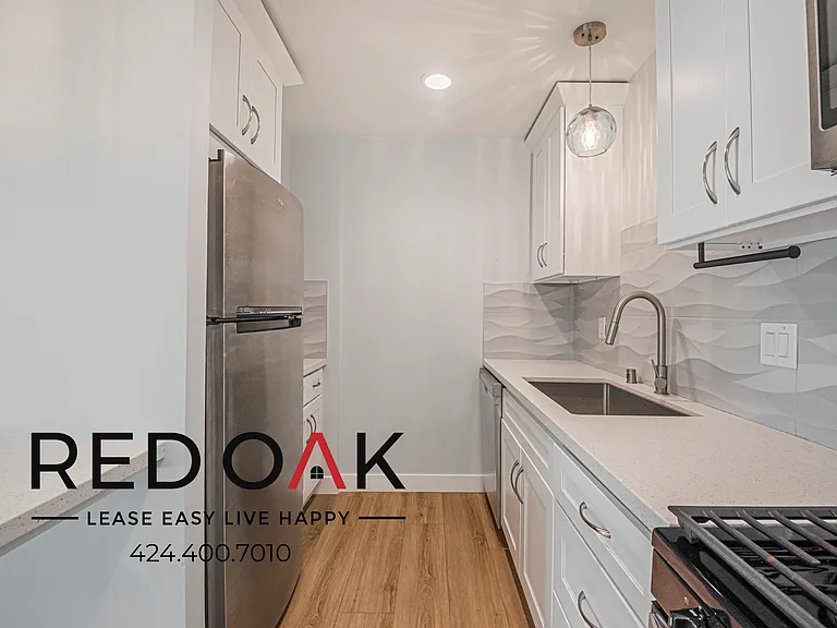 418 N Broadway Ave #5 — Photo 10