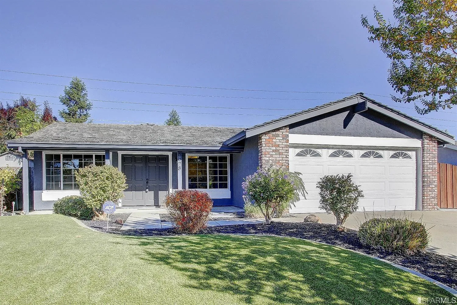 9978 Windsor Way photo 1