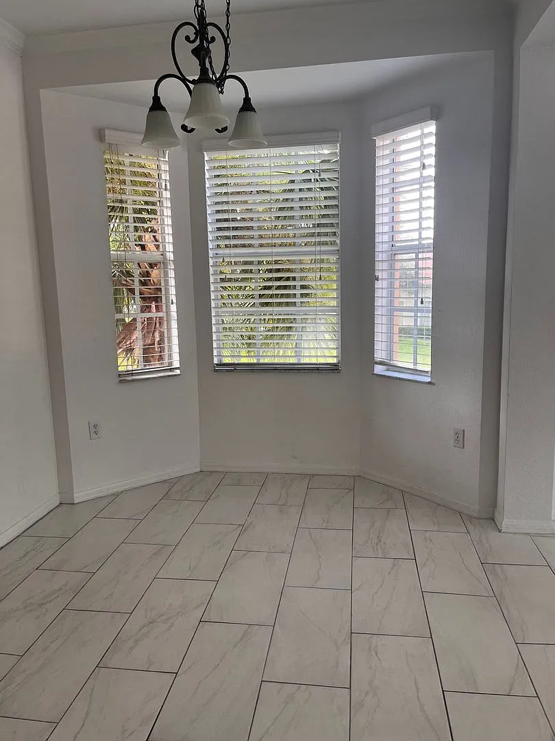Coming Soon! Space, Style & Serenity! Enjoy Comfortable Living In This Beautiful 4-Bedroom Home F... — Photo 4