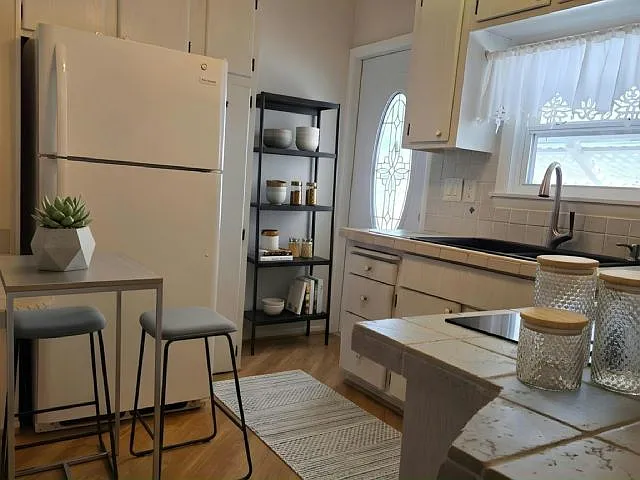 4816 4th St W #9 — Photo 3