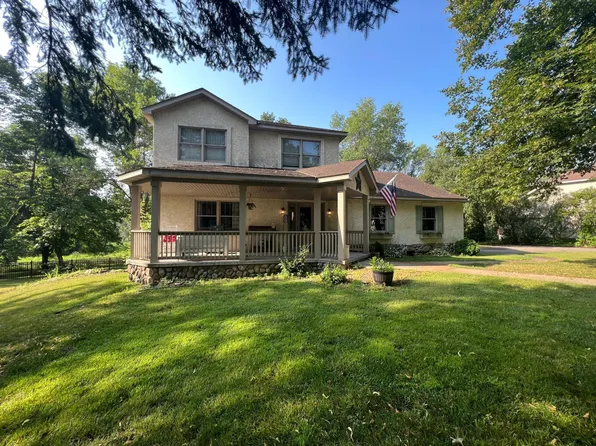 13408 Pineview Ct, Dayton, MN 55327