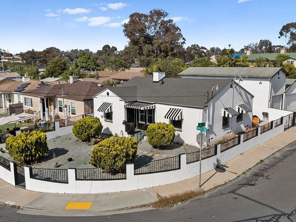 1st image of 407 43rd St