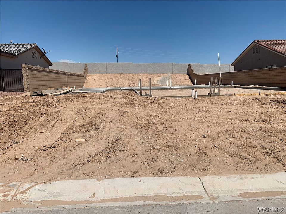 2nd image of 6044 S Columbia Avenue