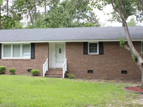 1316 Glendale Dr, Hartsville, SC 29550