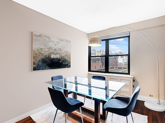 3rd image of 301 E 63rd St APT 8B
