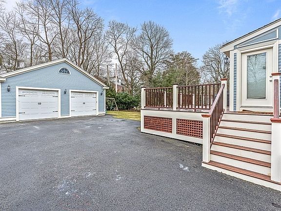 4th image of 34 Glen Rd