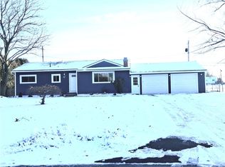 97 Crimson Bramble Rd, Rochester, NY 14623