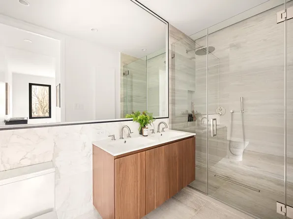 630 Grand Avenue image 7 of 17