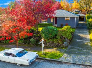 8133 32nd Ave SW, Seattle, WA 98126