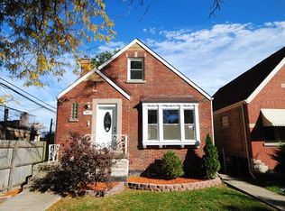 7915 S Campbell Ave, Chicago, IL 60652