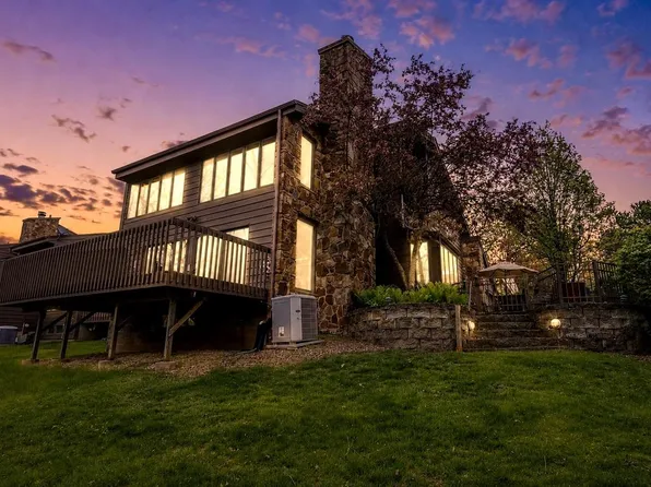 295 N Elm Grove ROAD #A, Brookfield, WI 53005