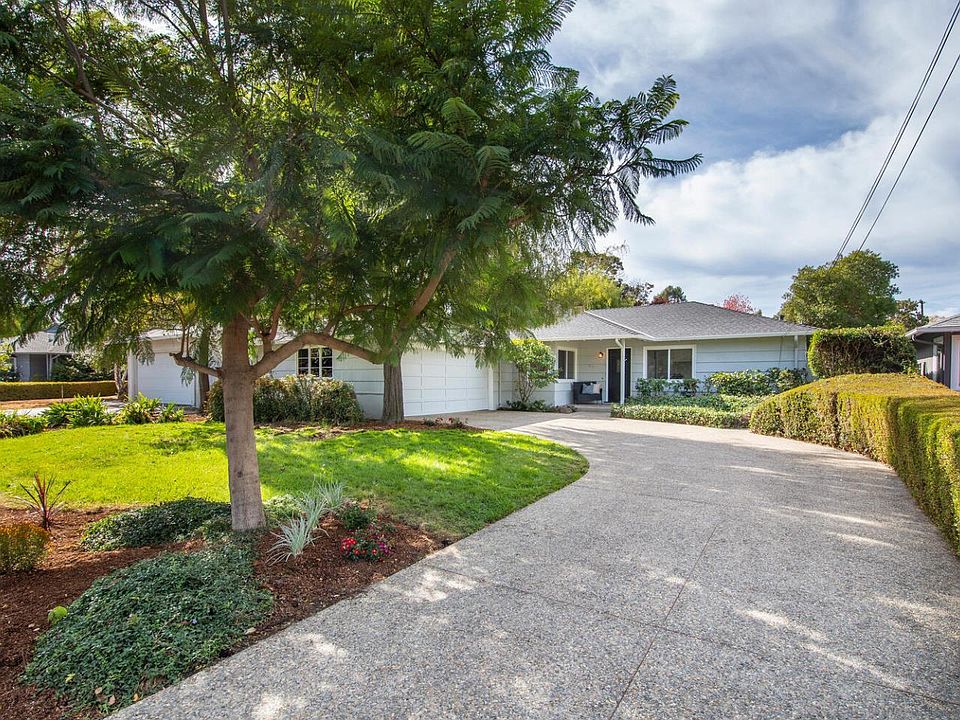 1st image of 335 Trenton Way