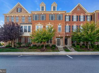 43157 Clarendon Sq, Ashburn, VA 20148