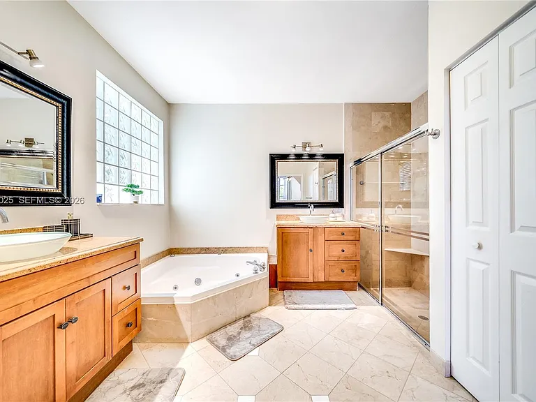 1241 S 13th Ave — Photo 28