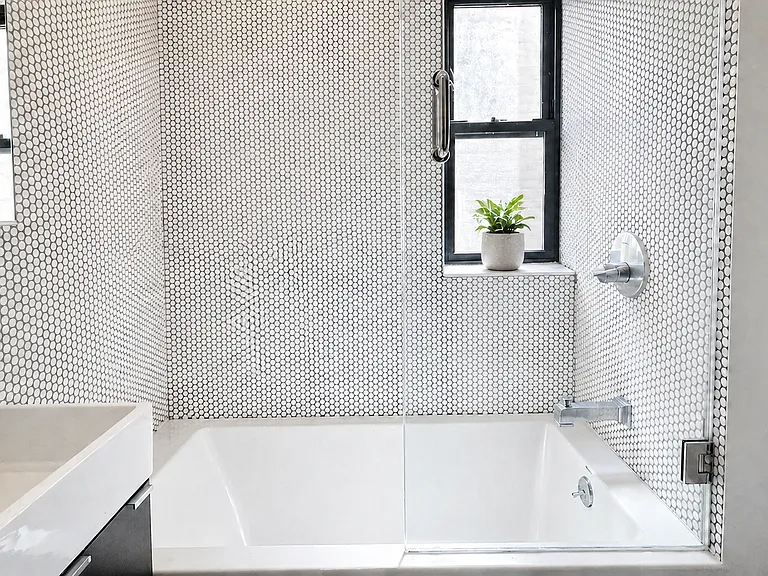 30 3rd St #4L — Photo 10