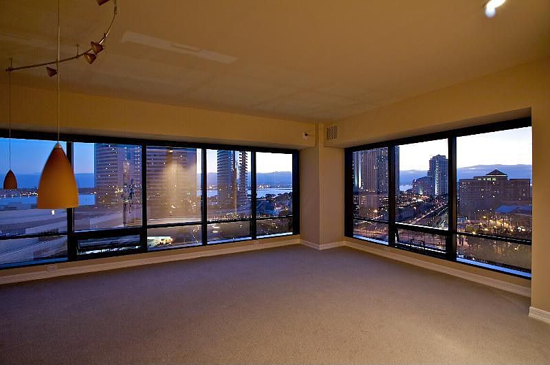 1st image of 100 Harbor Dr