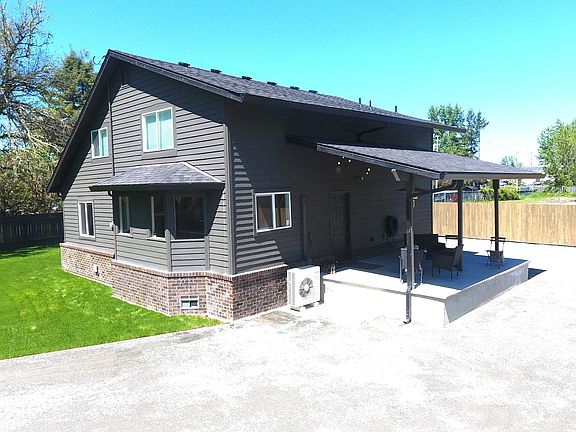 5th image of 15601 NE 182nd Ave
