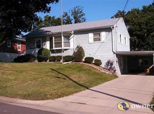 765 Levi St, Dubuque, IA 52003