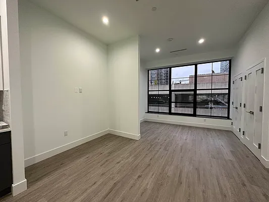 Rented by Oxford Property Group | media 26