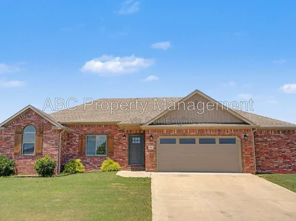 381 Captain Hopkins St, Prairie Grove, AR 72753