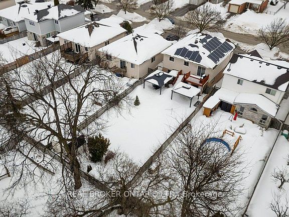 3rd image of 48 Ward Dr