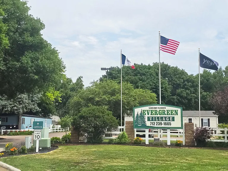 Evergreen Village — Photo 3