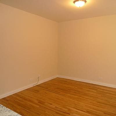 5th image of 1318 N Wood St #1318C