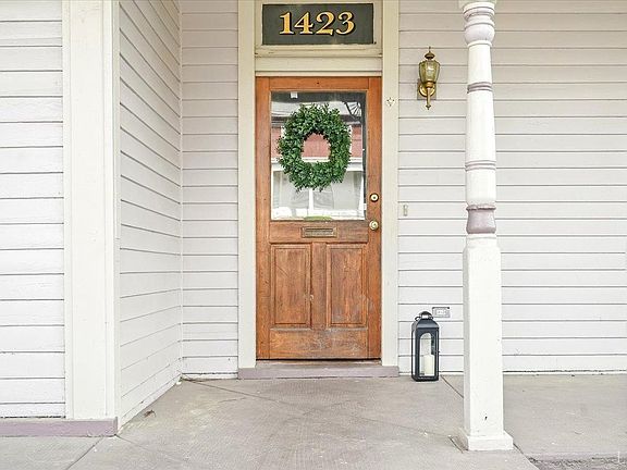 3rd image of 1423 Pierce St