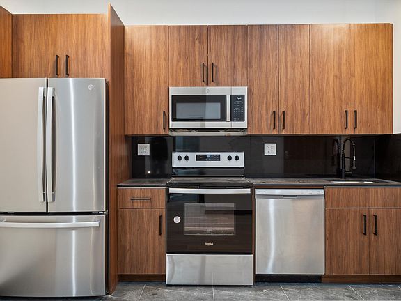 5th image of 212 Church St #4