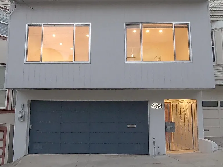464 Gates St — Photo 1